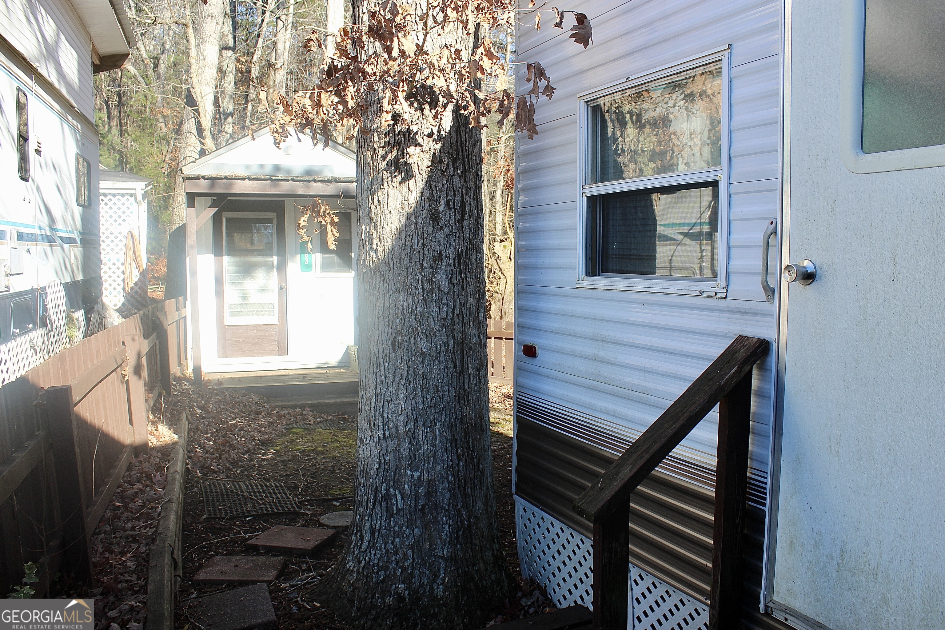 183 Holiday Loop Cleveland, GA 30528 - Photo 19 of 22 a view of an entryway