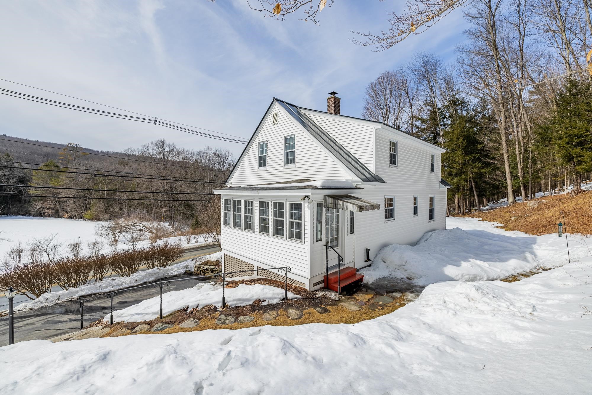 163 Meriden Road Lebanon, NH 03766 - Photo 3 of 42 Gallery Image 3