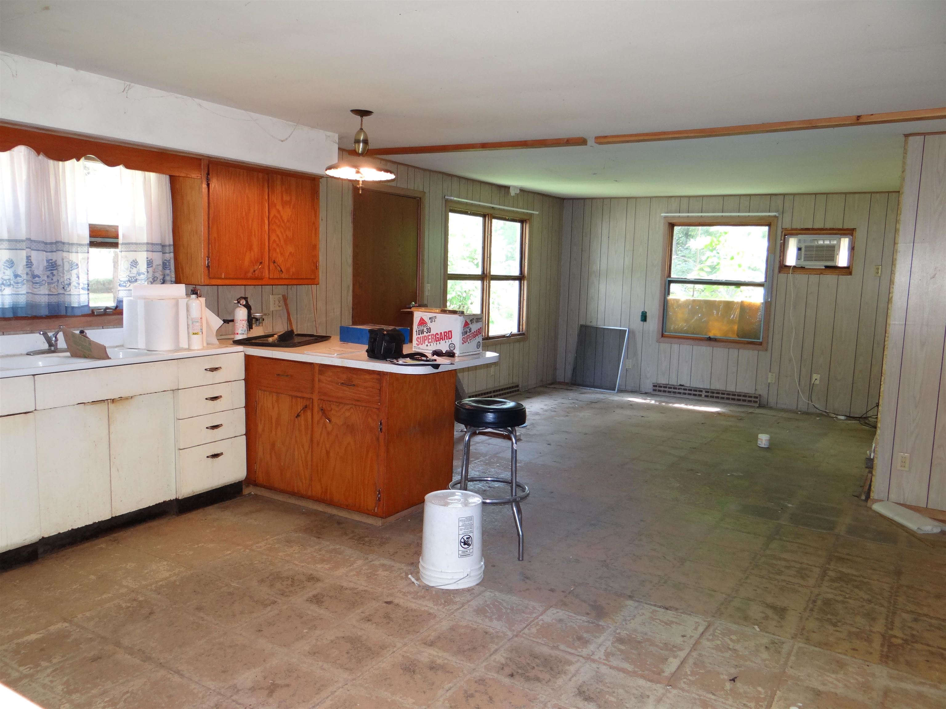 N1771 County Rd EE Redgranite, WI 54970 - Photo 4 of 33