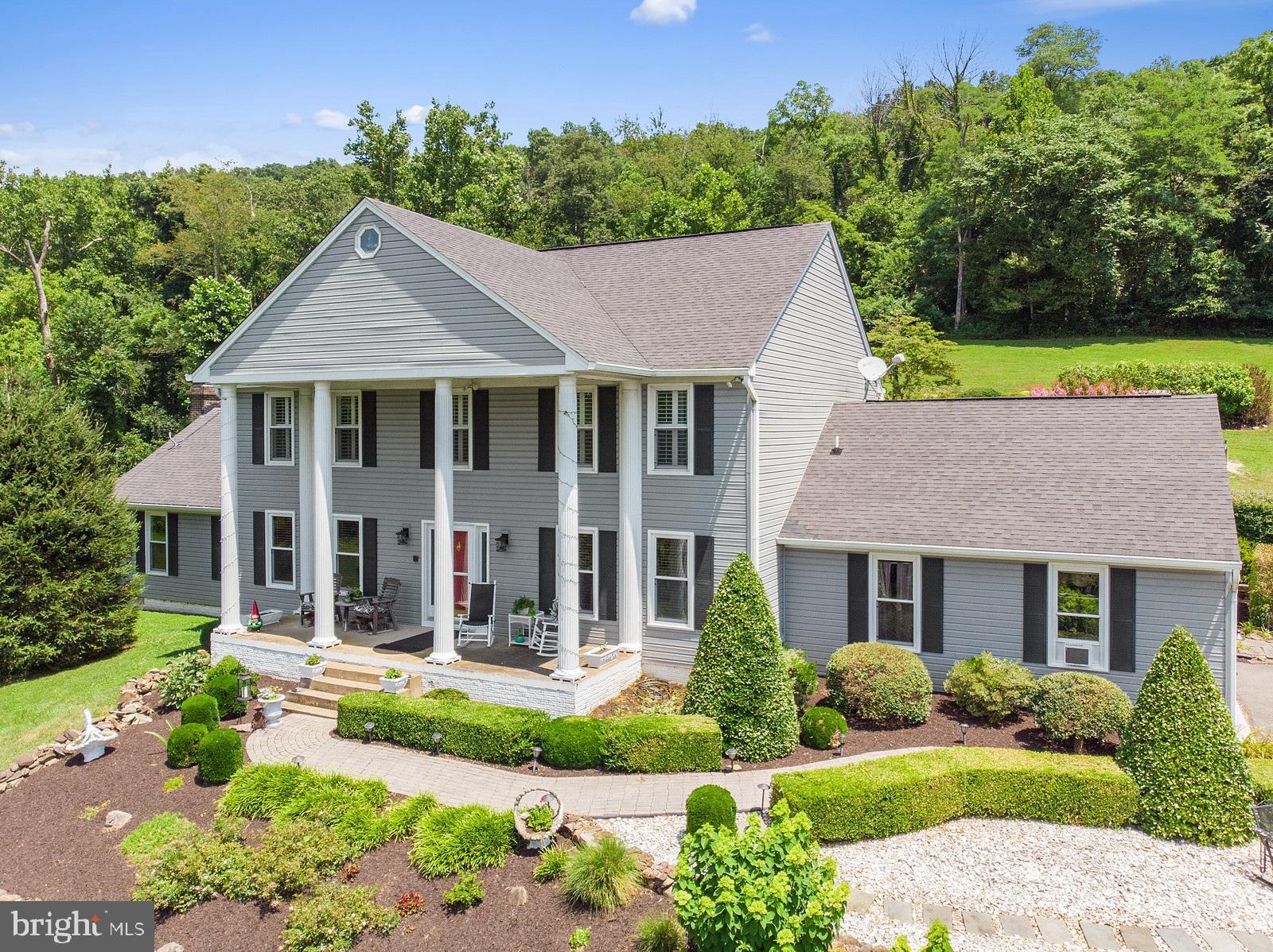 2087 Winchester Road Delaplane, VA 20144 - Photo 5 of 55 Gallery Image 5