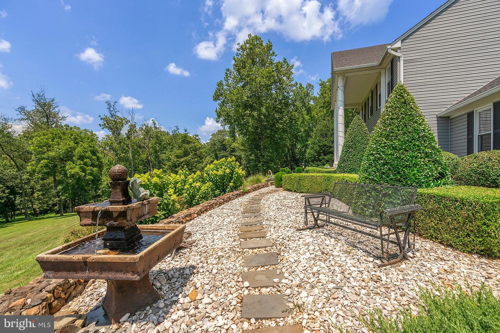 2087 Winchester Road Delaplane, VA 20144 - Photo 10 of 55 Gallery Image 10