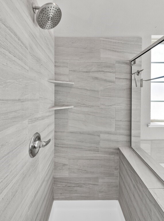 10624 Langham Drive Waco, TX 76708 - Photo 22 of 40 a bathroom with a shower