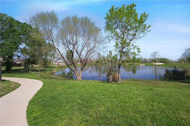 $325,000 | 10624 Langham Drive, Waco, TX 76708