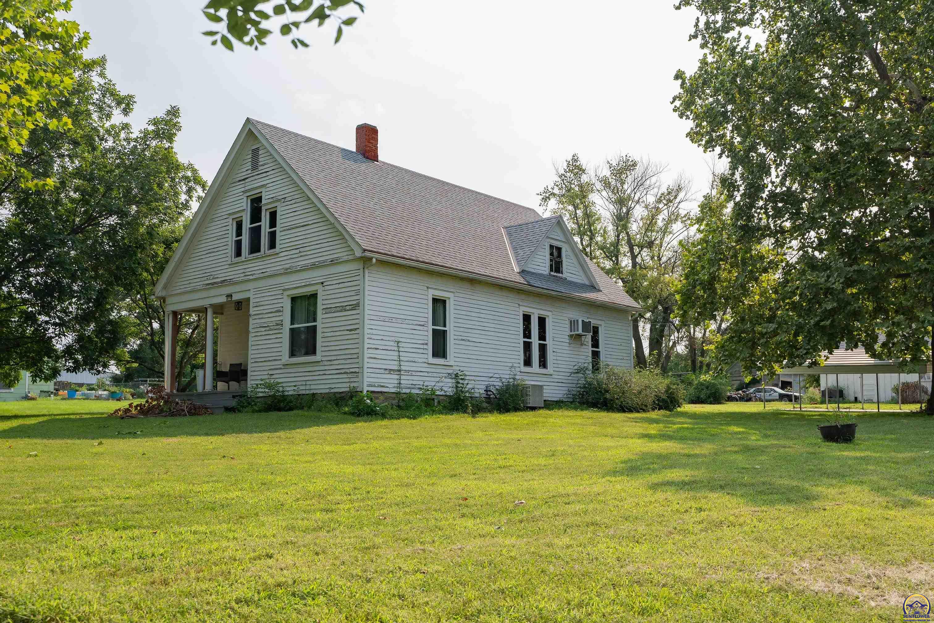 619 George Street Effingham, KS 66023 - Photo 1 of 17 Gallery Image 1