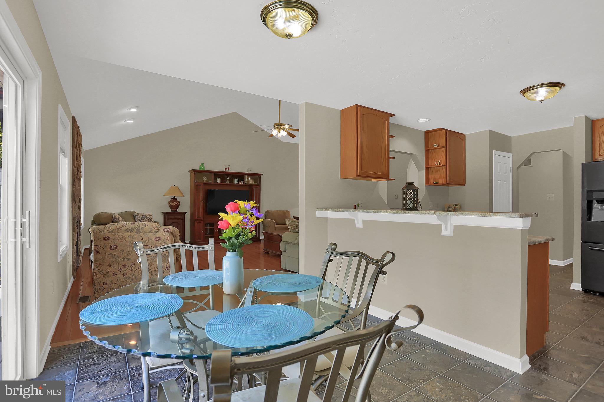 939 Amy Lane Spring Grove, PA 17362 - Photo 14 of 35 Gallery Image 14
