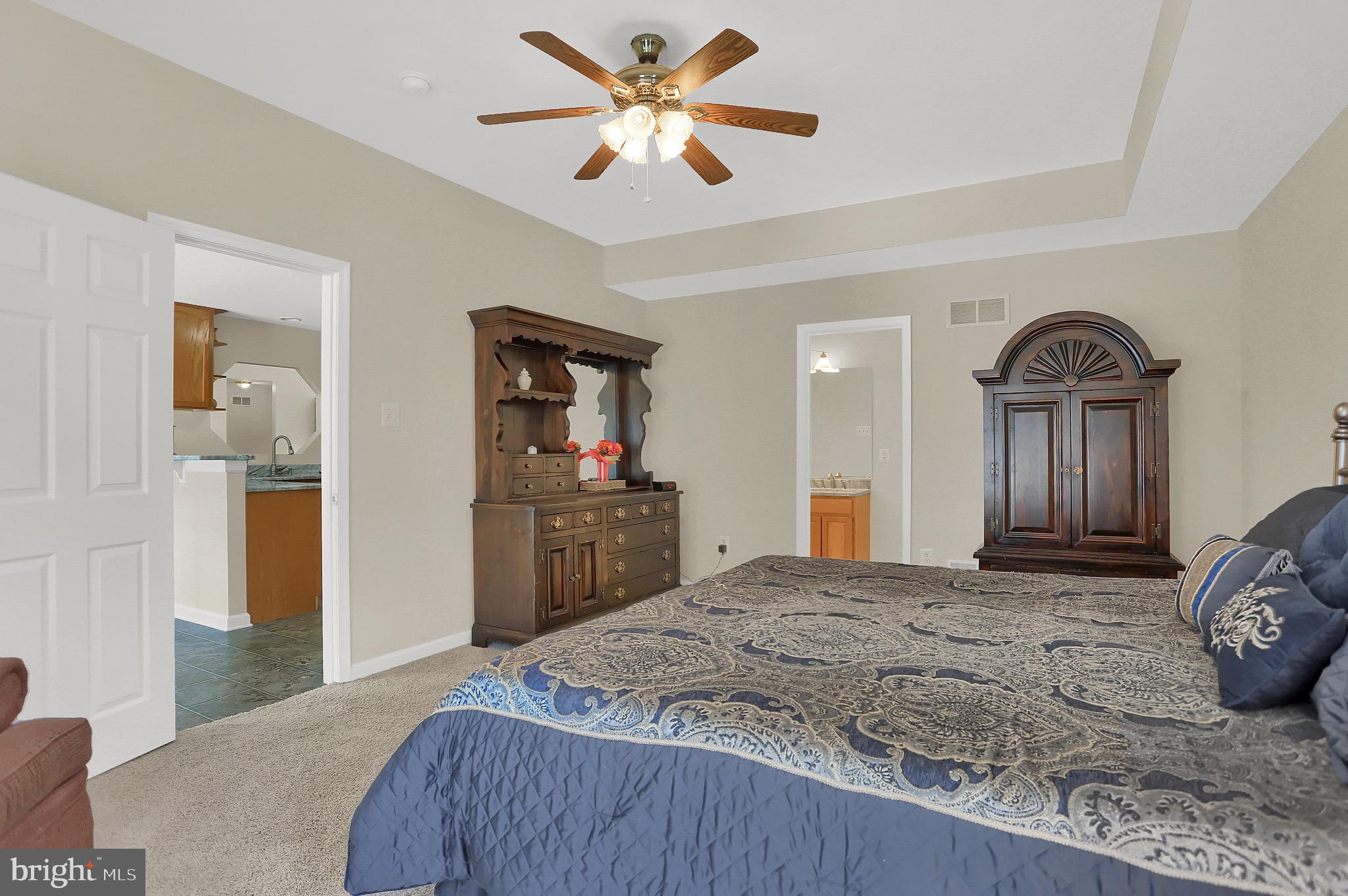 939 Amy Lane Spring Grove, PA 17362 - Photo 16 of 35 Gallery Image 16