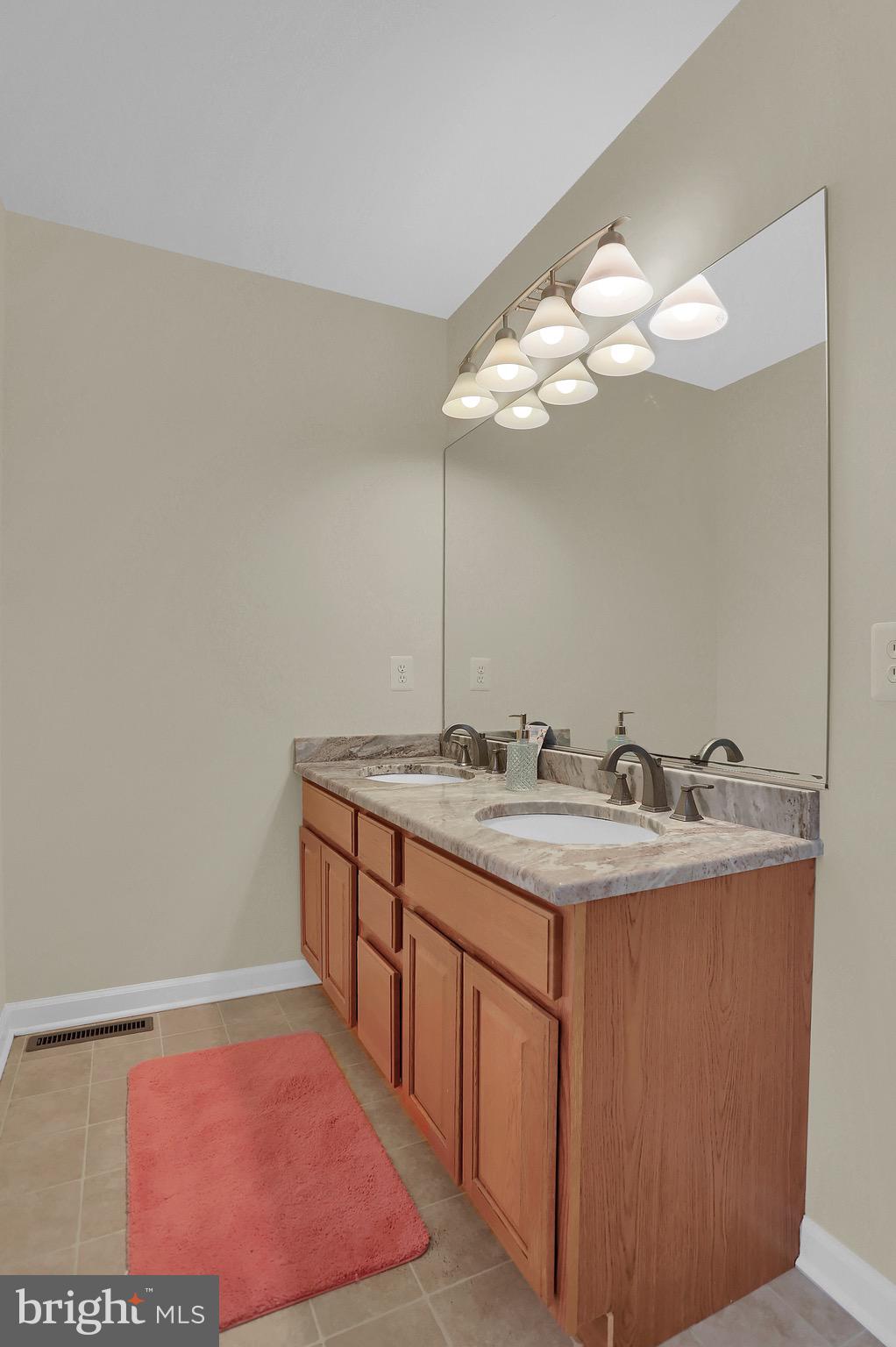 939 Amy Lane Spring Grove, PA 17362 - Photo 18 of 35 Gallery Image 18