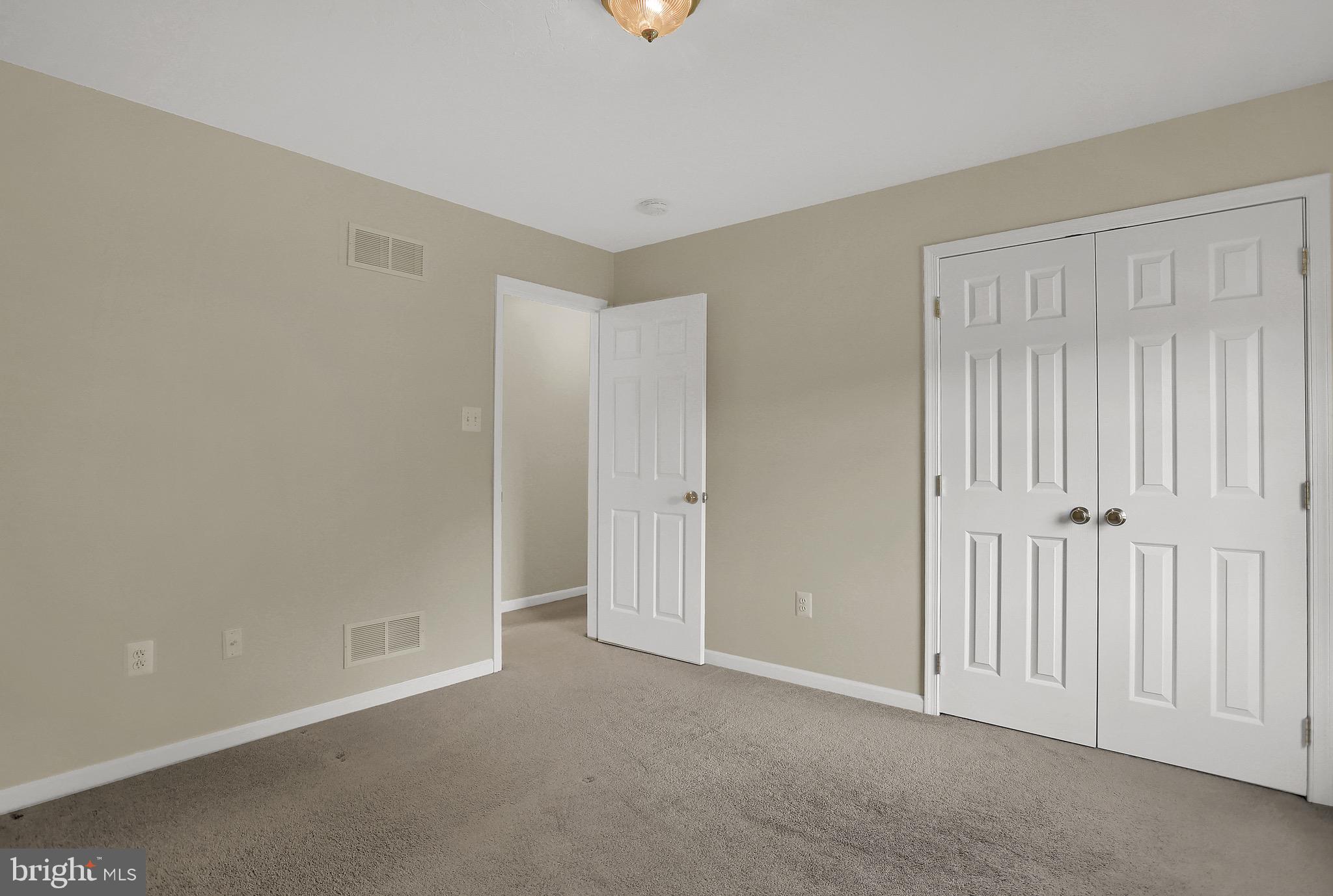 939 Amy Lane Spring Grove, PA 17362 - Photo 23 of 35 Gallery Image 23