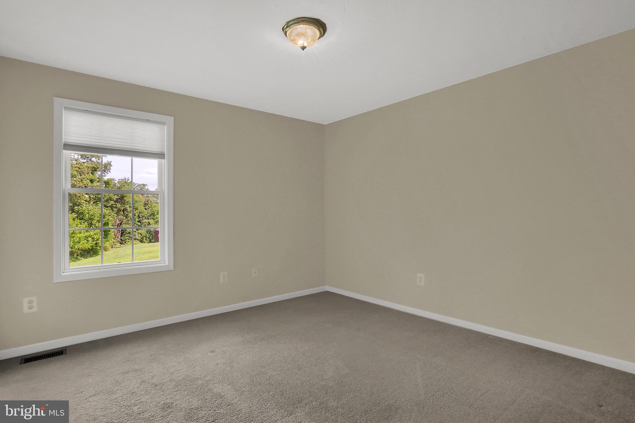 939 Amy Lane Spring Grove, PA 17362 - Photo 24 of 35 Gallery Image 24