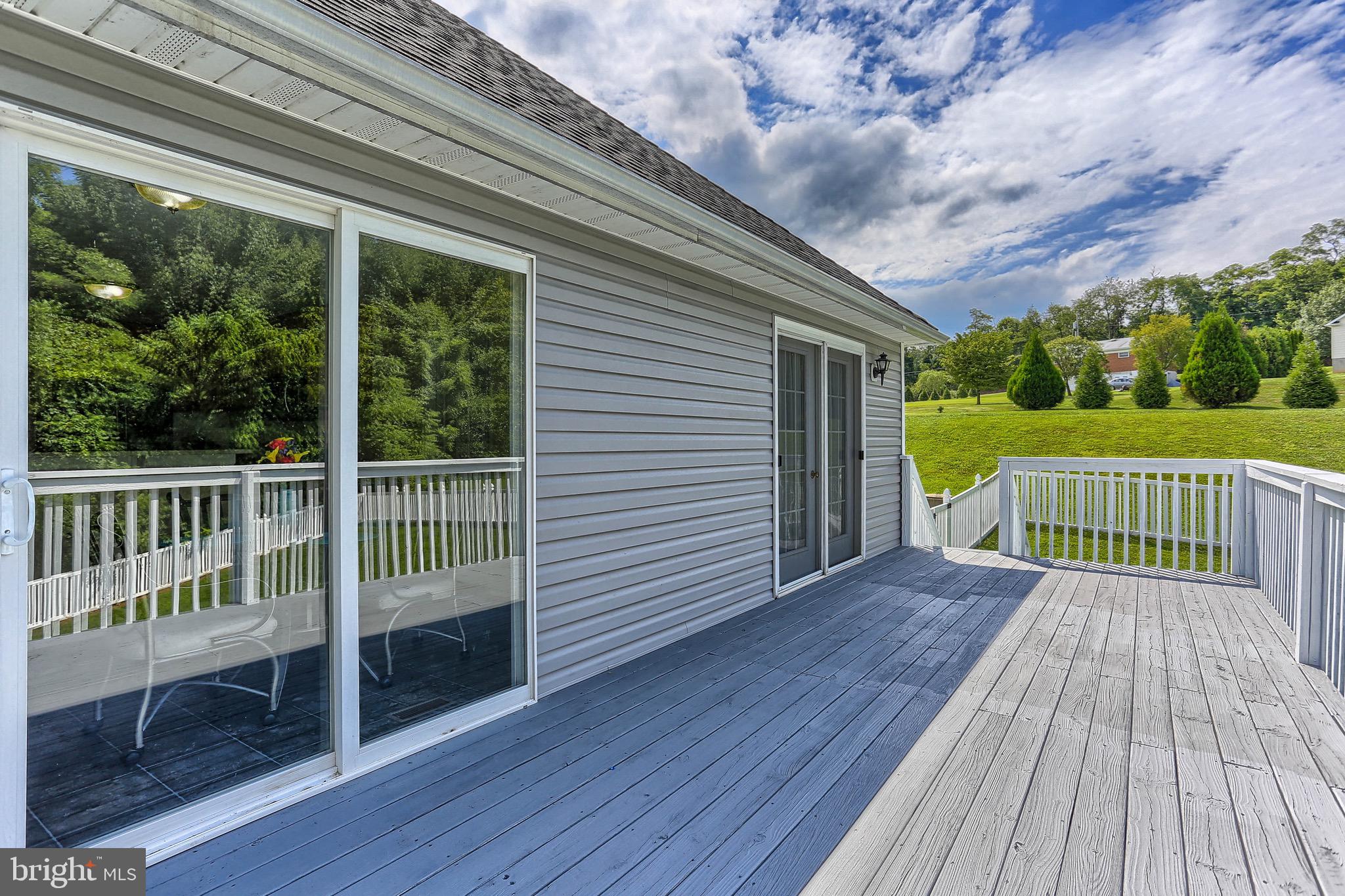 939 Amy Lane Spring Grove, PA 17362 - Photo 31 of 35 Gallery Image 31