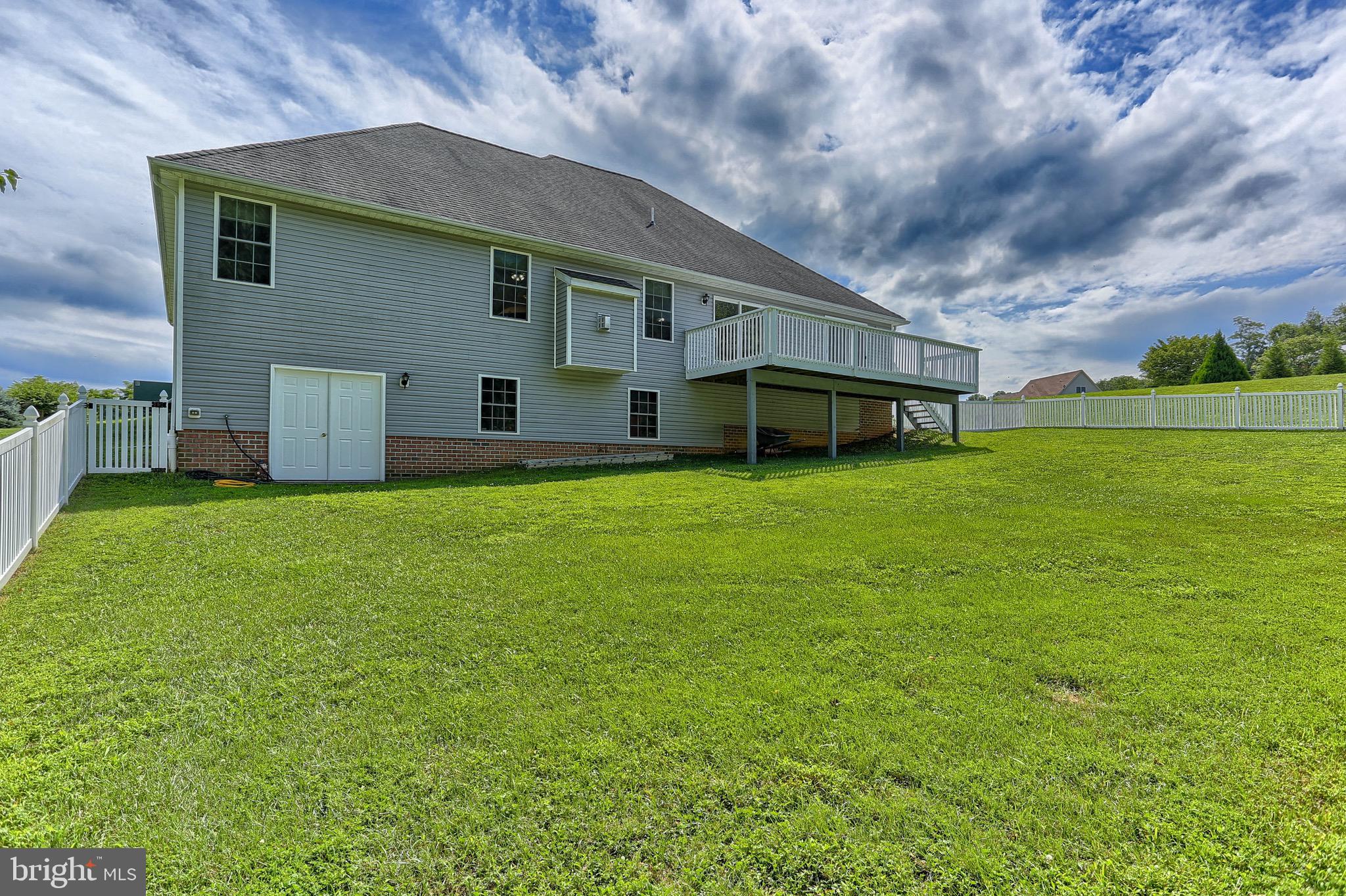 939 Amy Lane Spring Grove, PA 17362 - Photo 34 of 35 Gallery Image 34