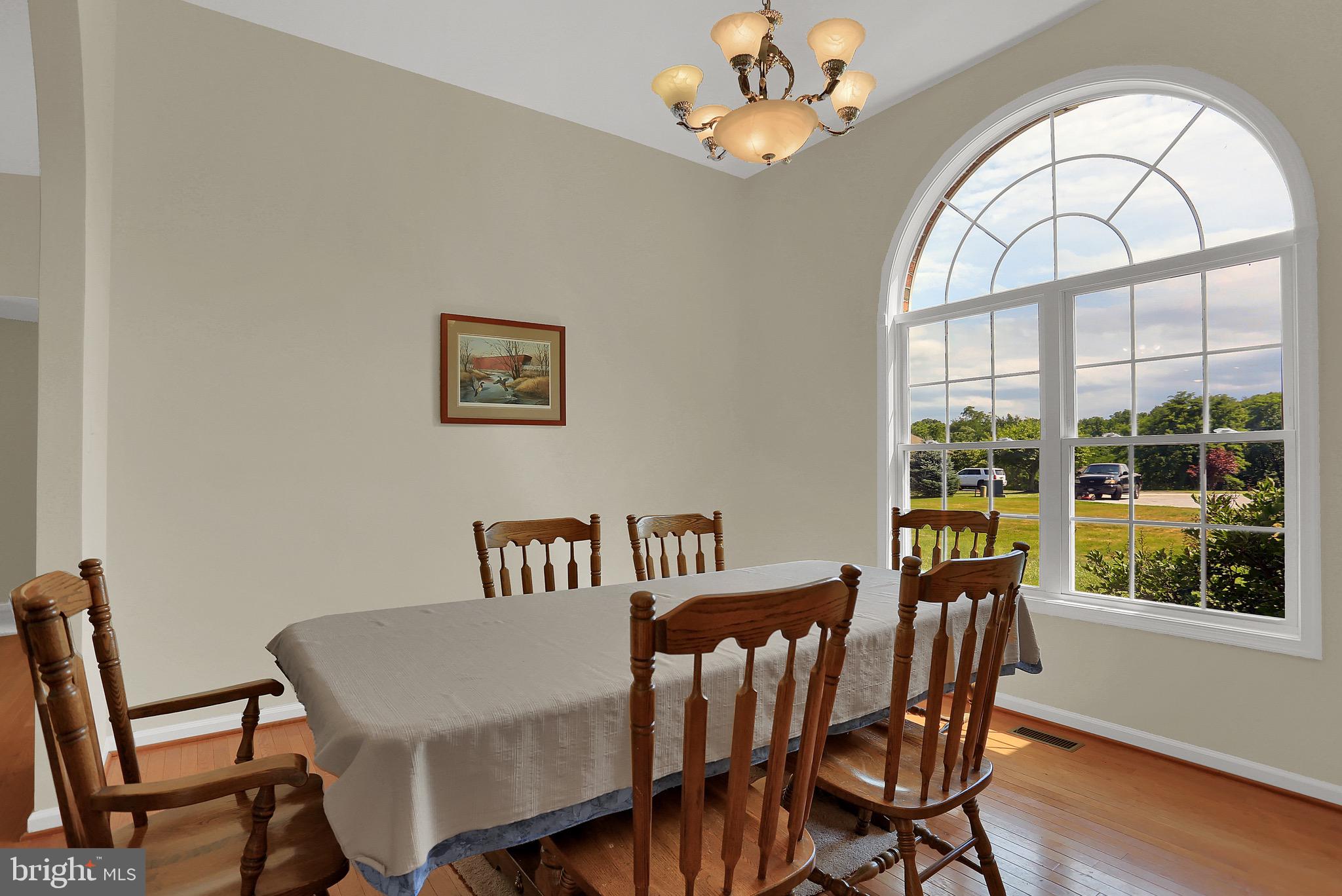 939 Amy Lane Spring Grove, PA 17362 - Photo 7 of 35 Gallery Image 7