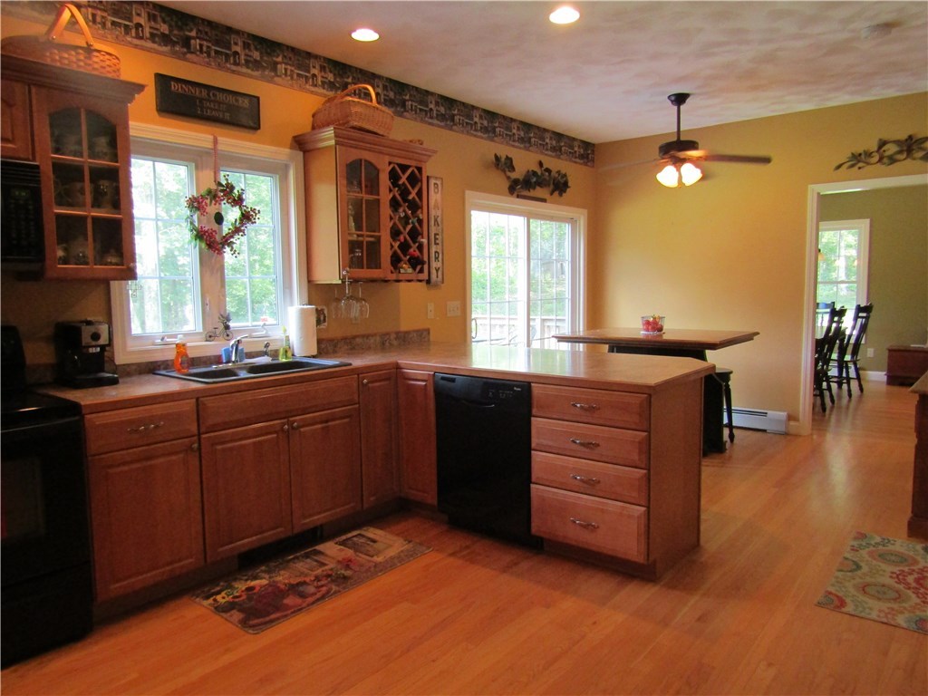 78 Willie Woodhead Road Glocester, RI 02814 - Photo 12 of 40 Gallery Image 12