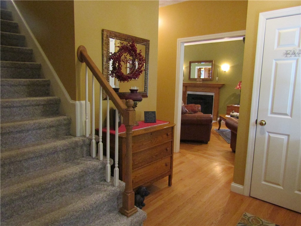 78 Willie Woodhead Road Glocester, RI 02814 - Photo 6 of 40 Gallery Image 6
