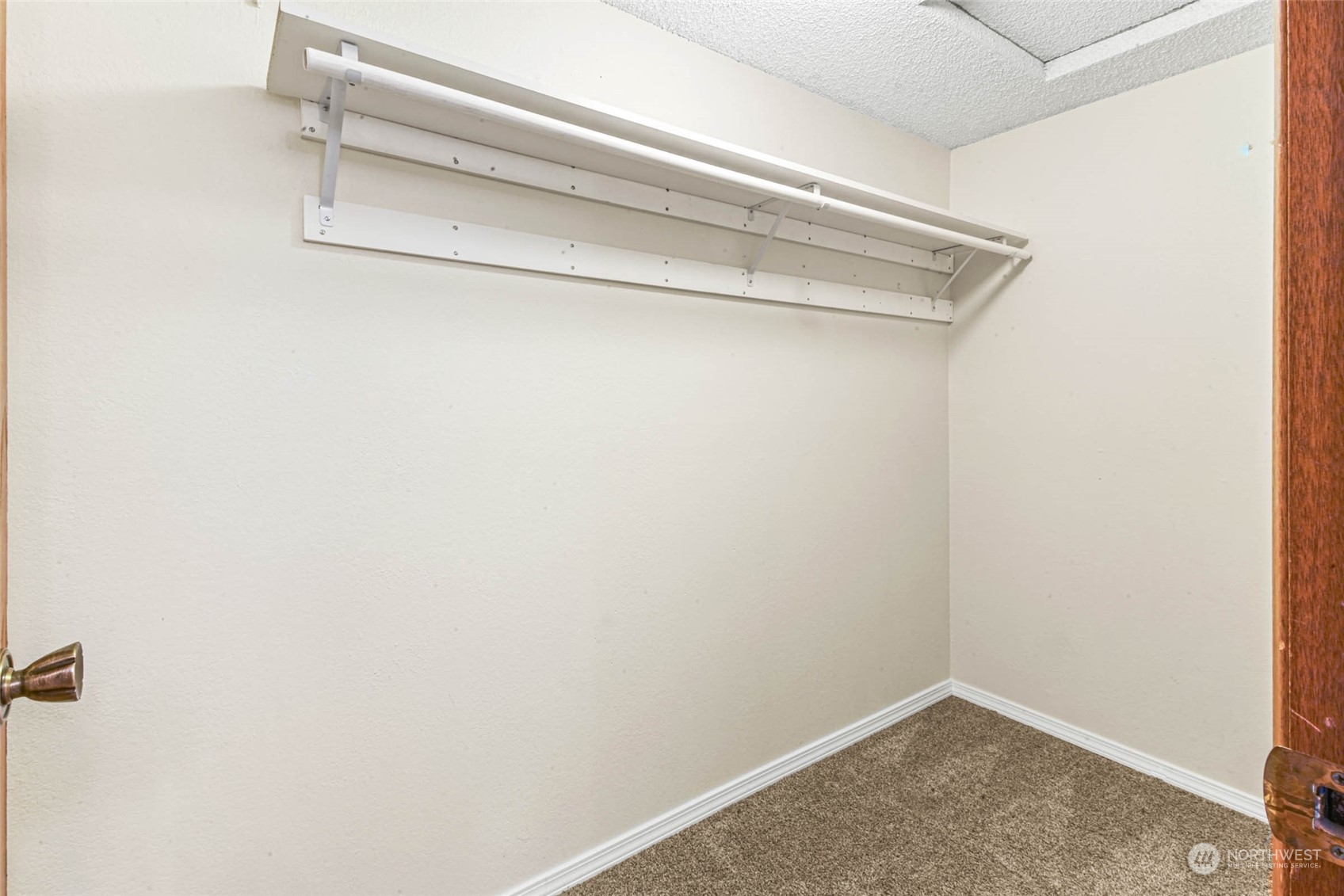 820 Cady Road, Unit A305 Everett, WA 98203 - Photo 10 of 26 a view of small space