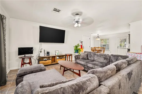 $225,000 | 235 Elaine Road, Dry Prong, LA 71423