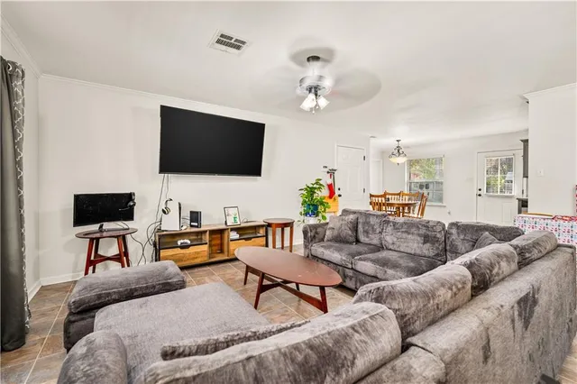 $235,000 | 235 Elaine Road, Dry Prong, LA 71423