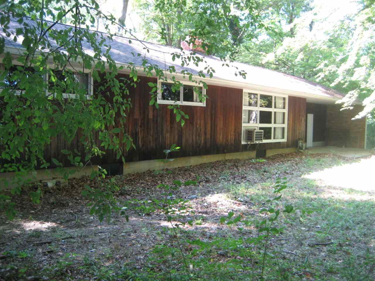 3250 West Arlington Road Bloomington, IN 47404 - Photo 15 of 16 Gallery Image 15