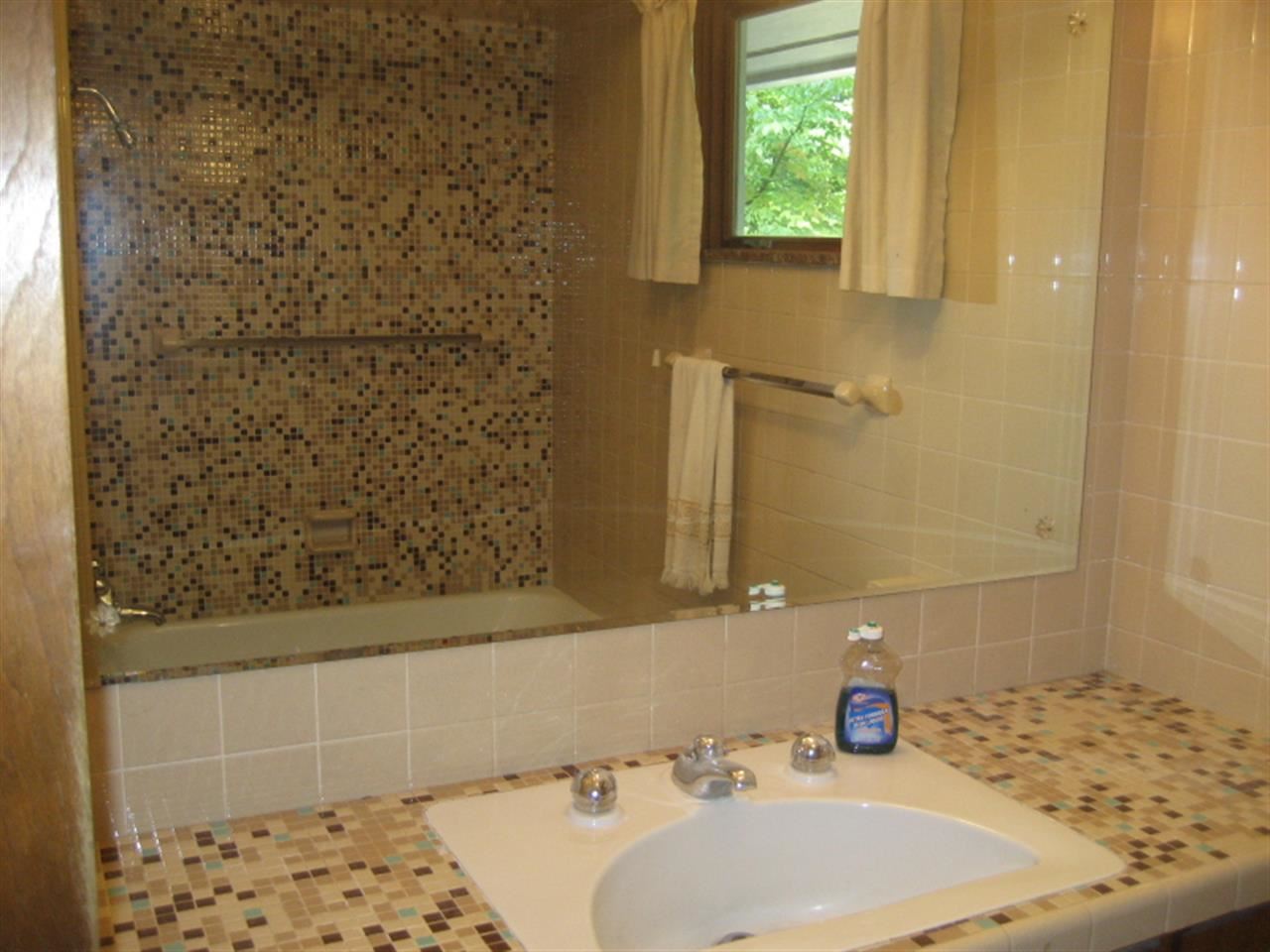 3250 West Arlington Road Bloomington, IN 47404 - Photo 9 of 16 Gallery Image 9