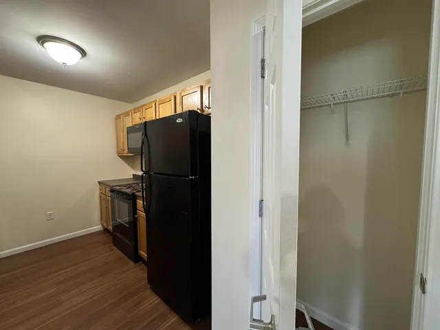 $1,965 | 50 Sentinel Court, Unit L06, Manchester, NH 03103