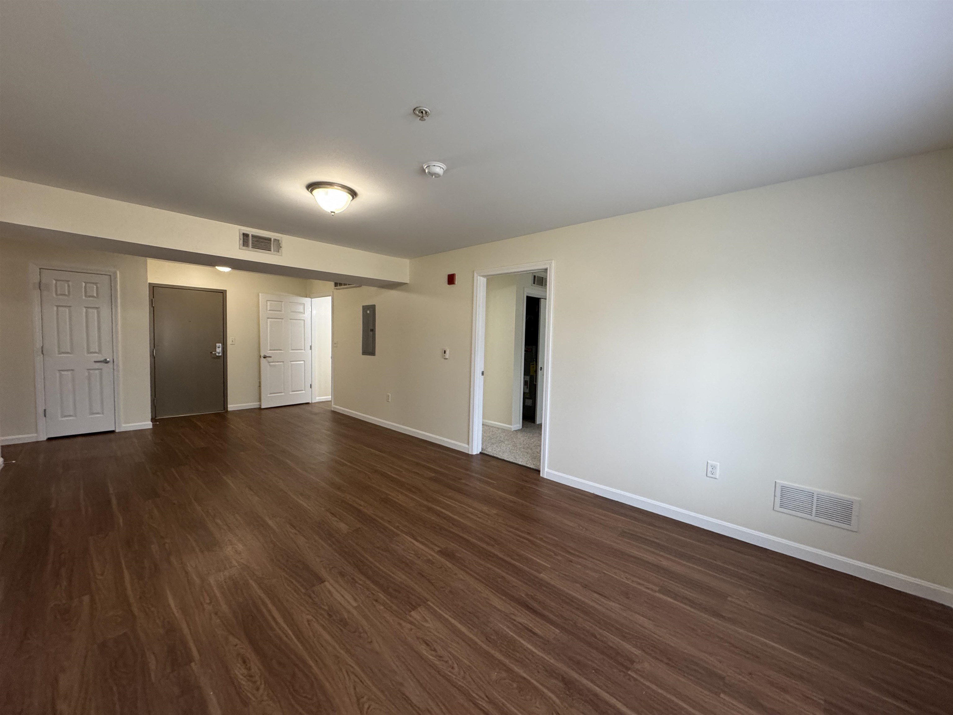 50 Sentinel Court, Unit L06 Manchester, NH 03103 - Photo 24 of 47