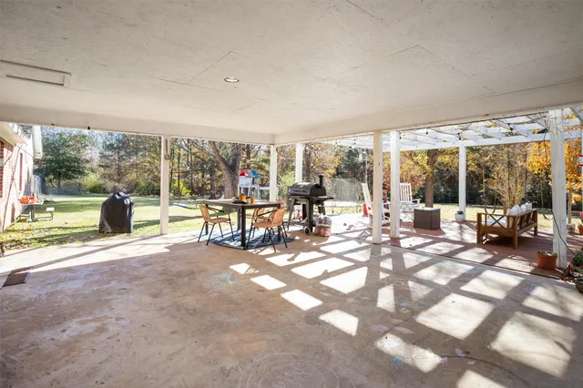 $375,000 | 327 J AND H Lane, Nacogdoches, TX 75964