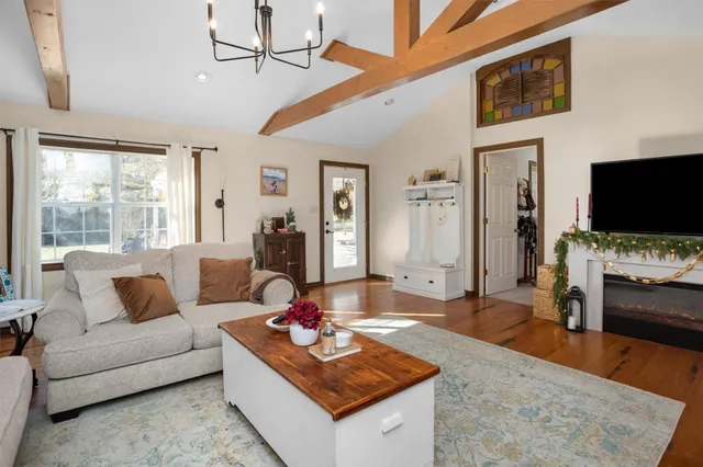 $375,000 | 327 J AND H Lane, Nacogdoches, TX 75964