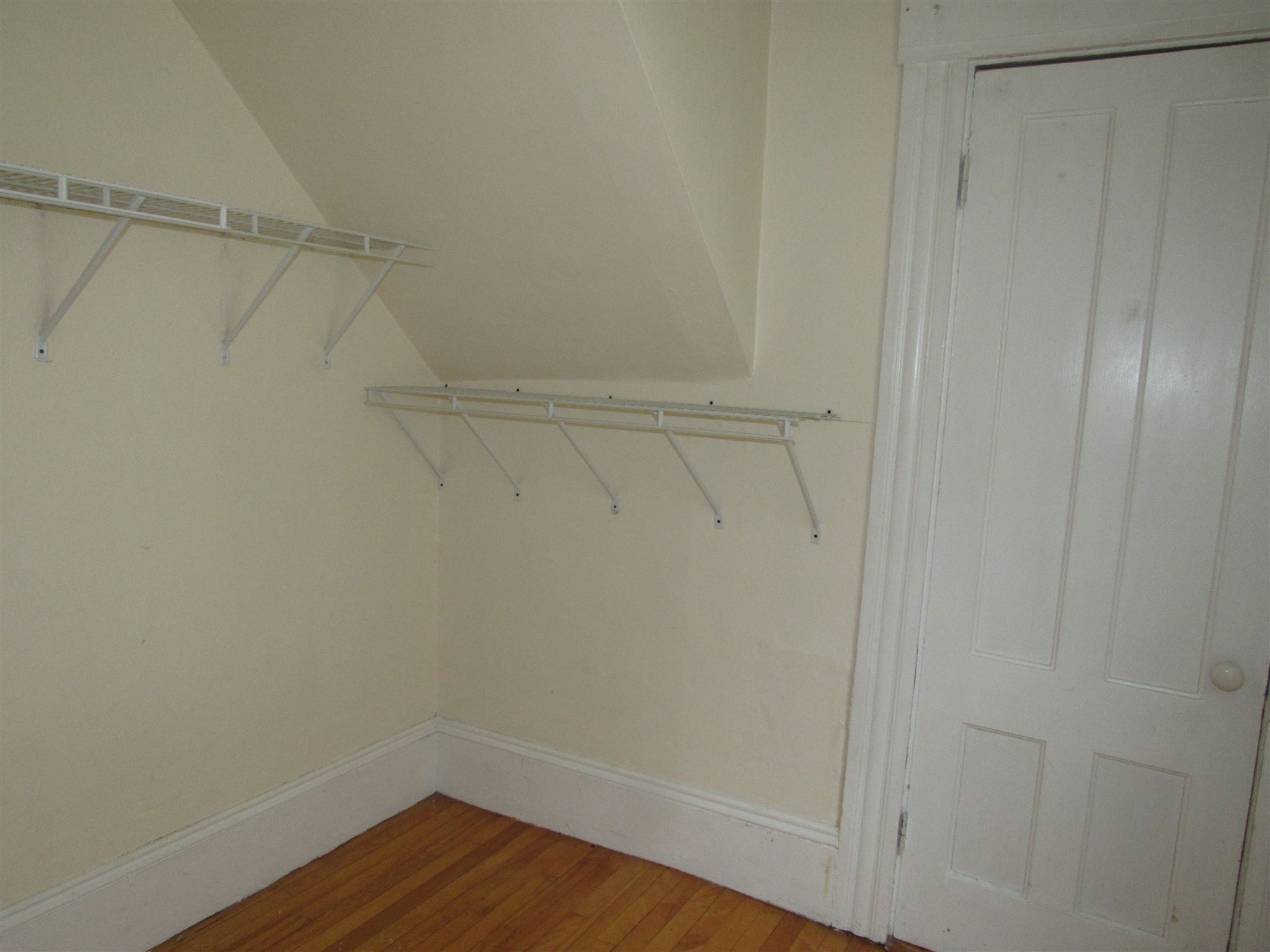 689 Maple Street Manchester, NH 03104 - Photo 13 of 28 Gallery Image 13