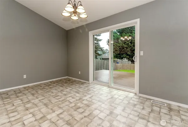 $2,800 | 3020 East 240th Street East, Spanaway, WA 98387