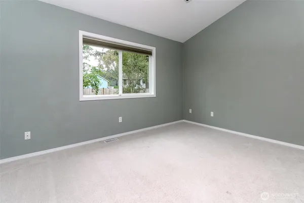 $2,800 | 3020 East 240th Street East, Spanaway, WA 98387