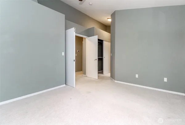 $2,800 | 3020 East 240th Street East, Spanaway, WA 98387