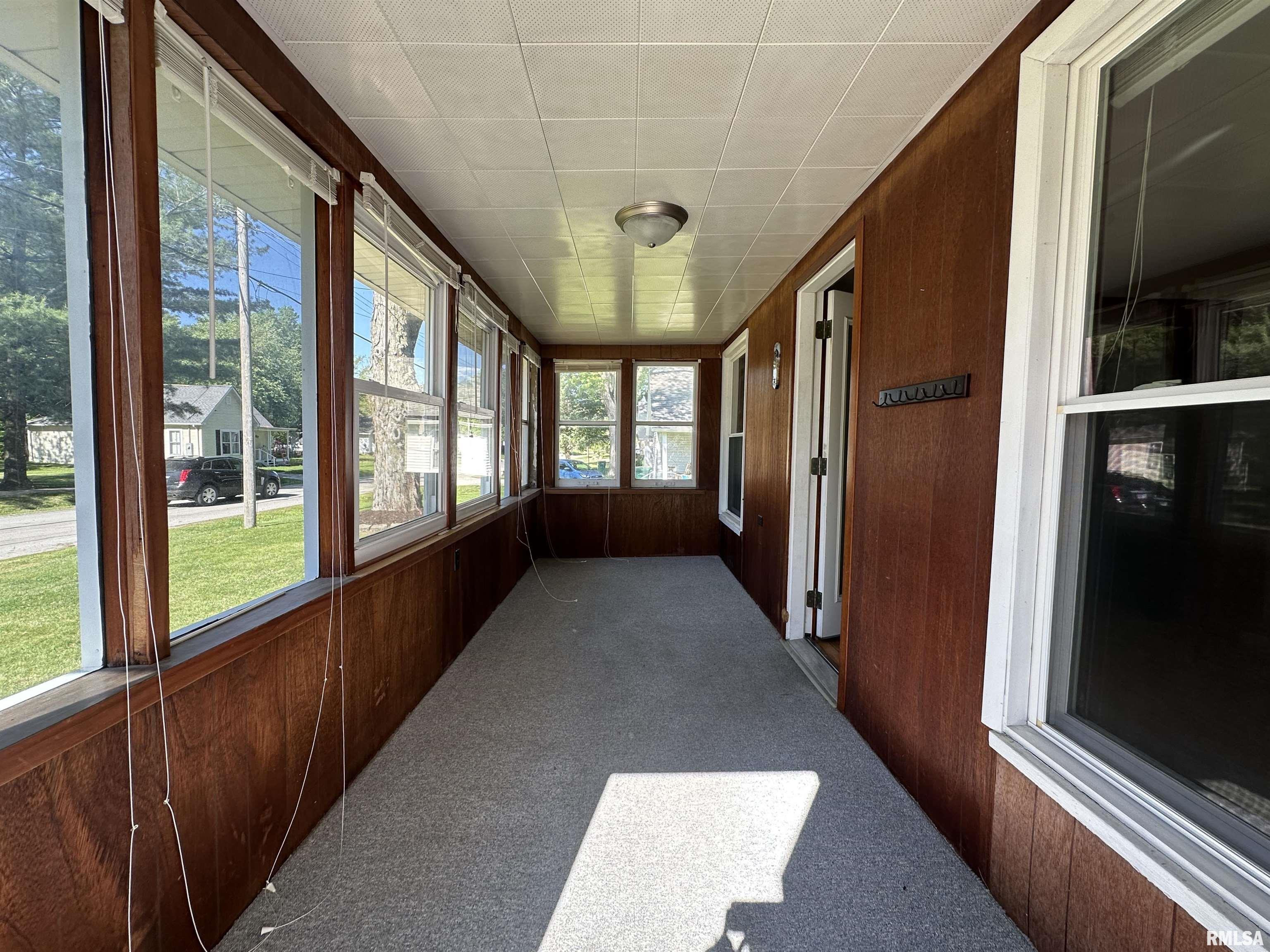 812 East Murray Street Macomb, IL 61455 - Photo 3 of 12