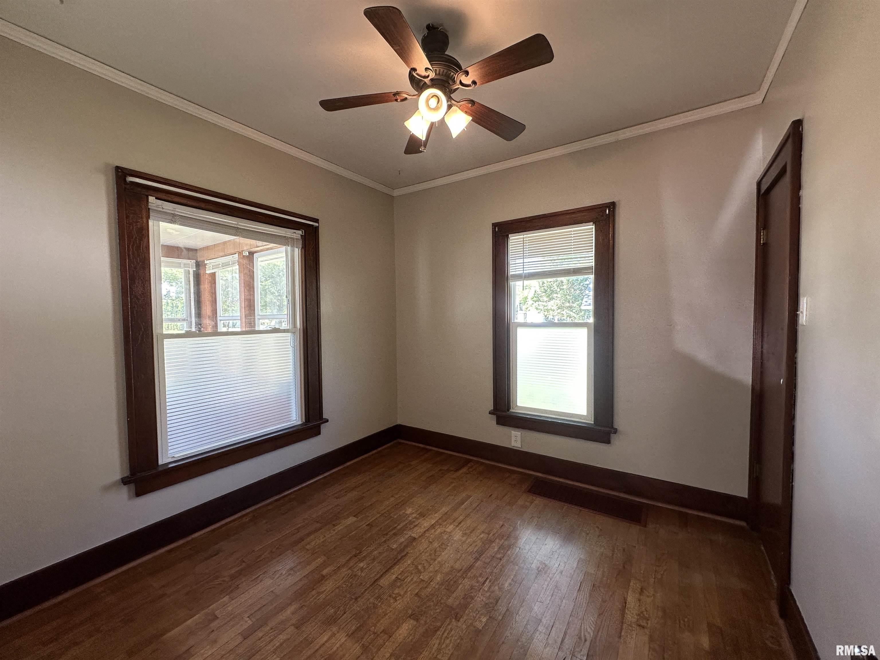 812 East Murray Street Macomb, IL 61455 - Photo 5 of 12