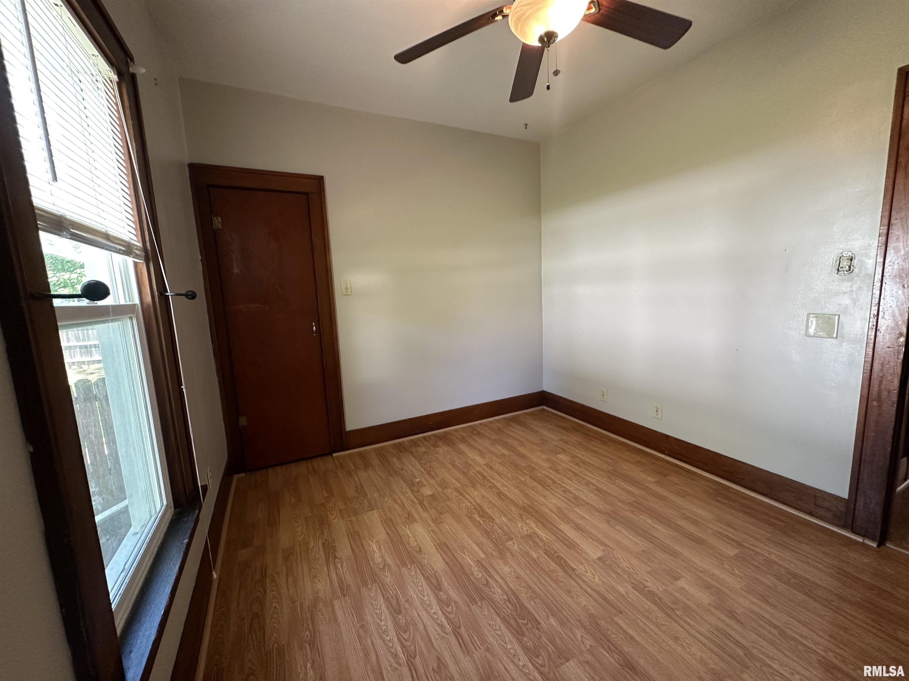 812 East Murray Street Macomb, IL 61455 - Photo 8 of 12