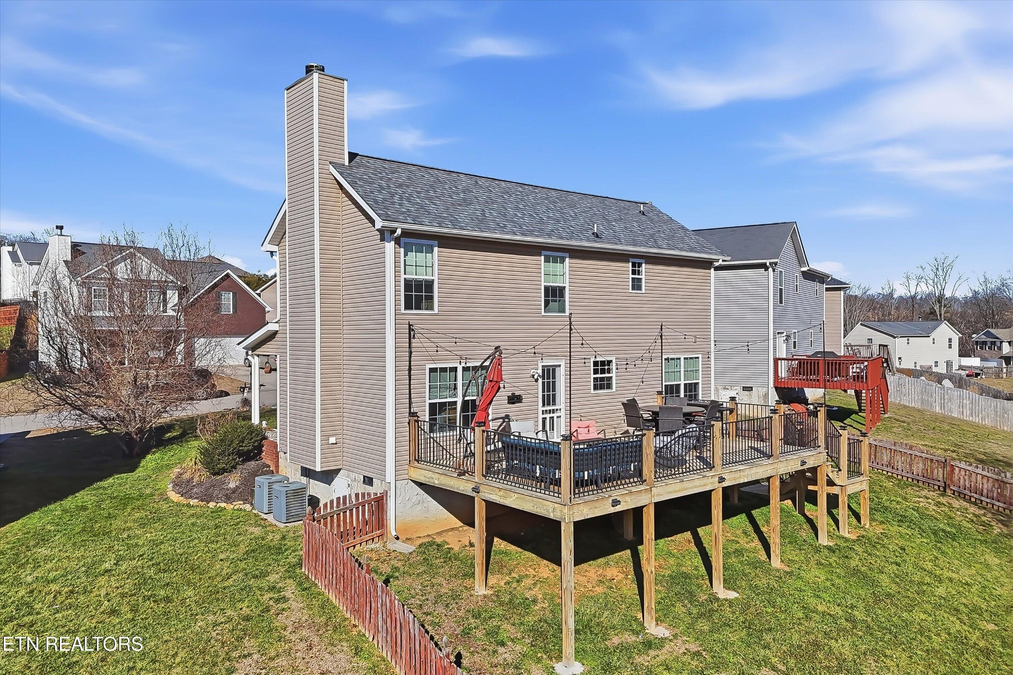 8508 Bowsong Lane Powell, TN 37849 - Photo 20 of 28 a view of a house with a patio