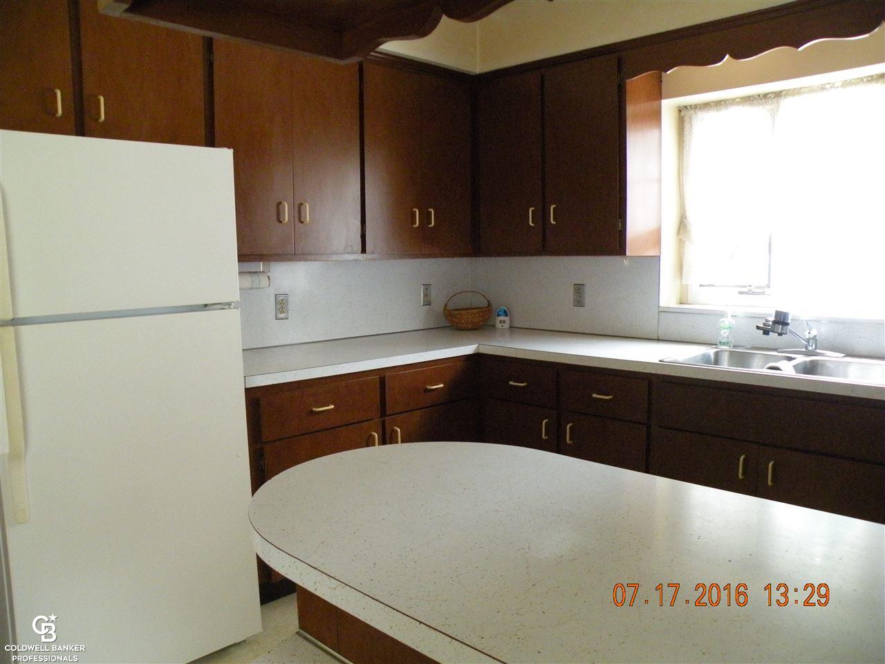 2406 Arlington Road Columbus, MI 48063 - Photo 7 of 26 31297420-6.JPG