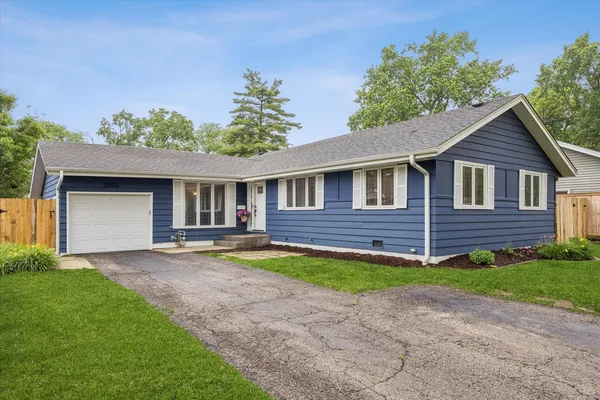 $409,900 | 118 South Beverly Street, Wheaton, IL 60187