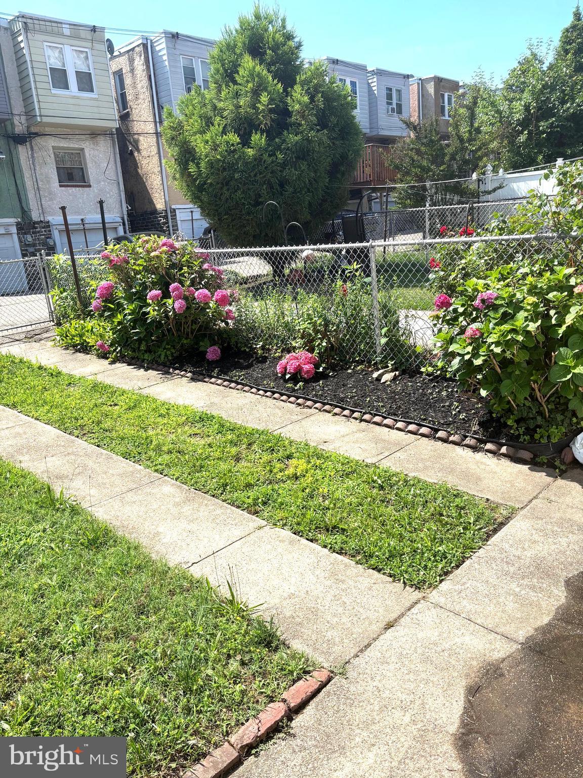 426 Slocum Street Philadelphia, PA 19119 - Photo 15 of 29 Spacious backyard