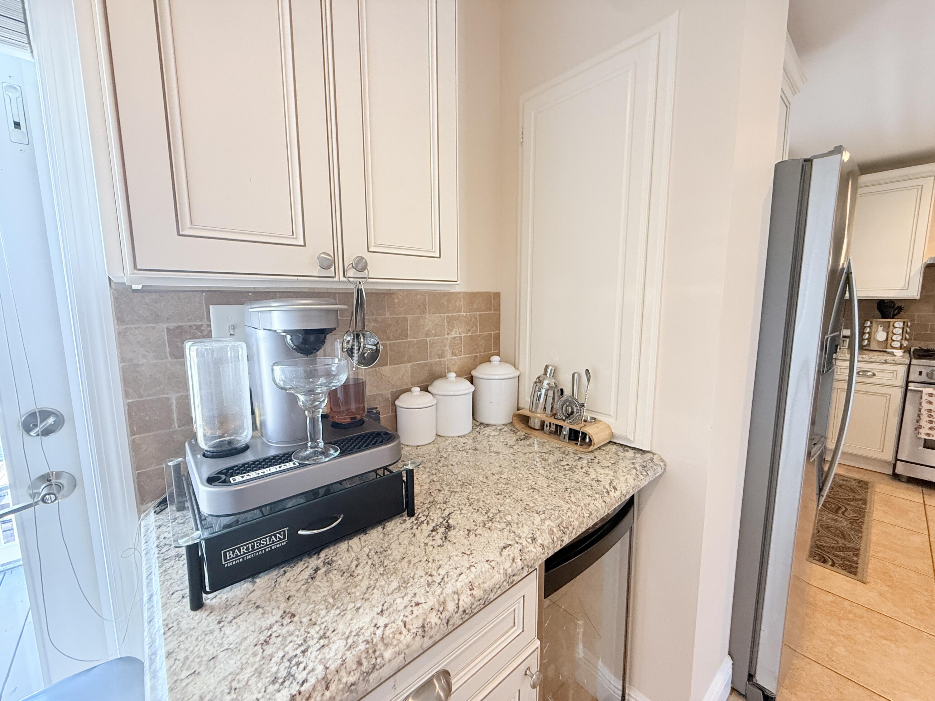 1313 Calder Road Key Largo, FL 33037 - Photo 18 of 81 Wine Cooler/ Bar