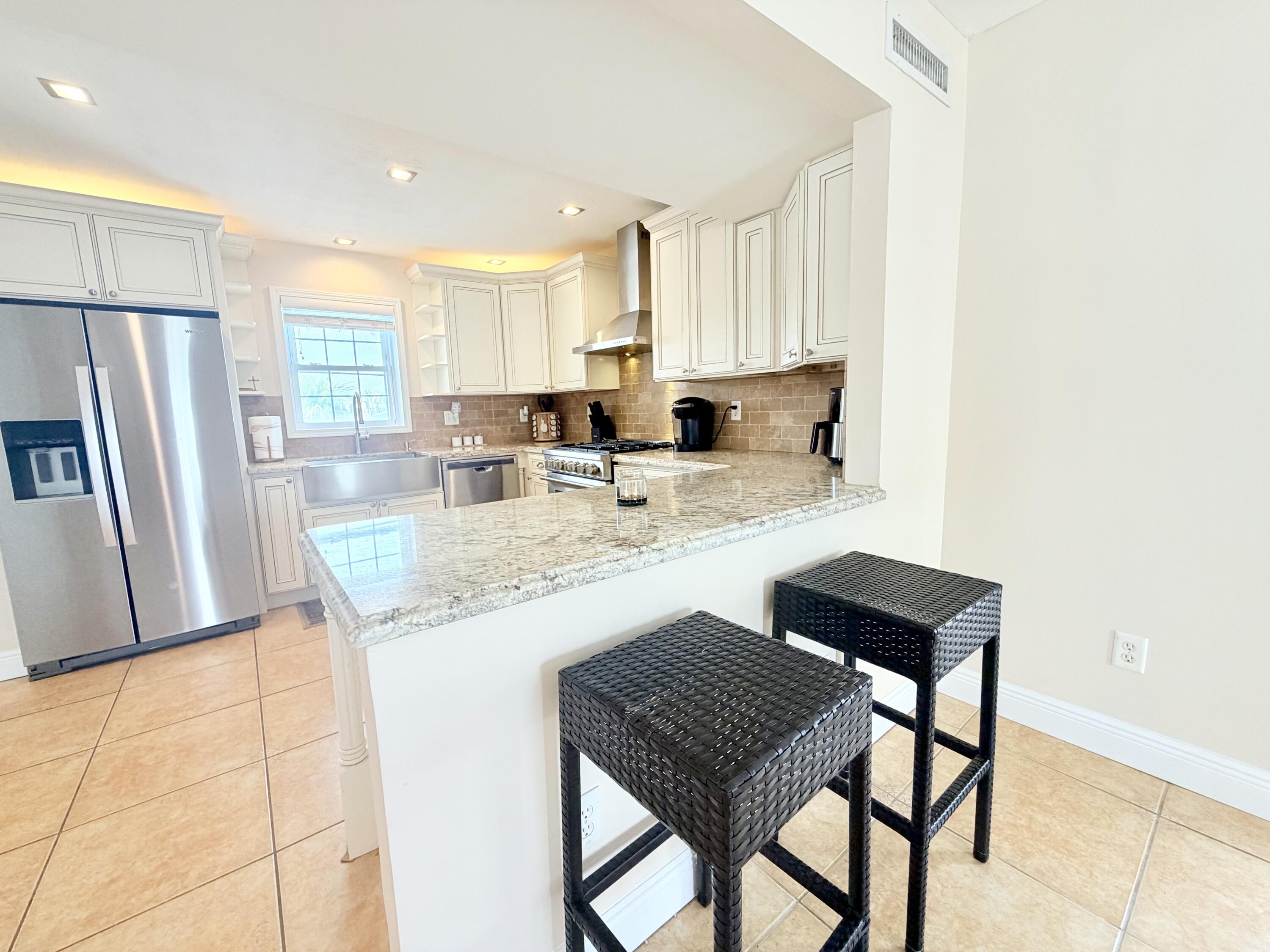 1313 Calder Road Key Largo, FL 33037 - Photo 19 of 72 Kitchen