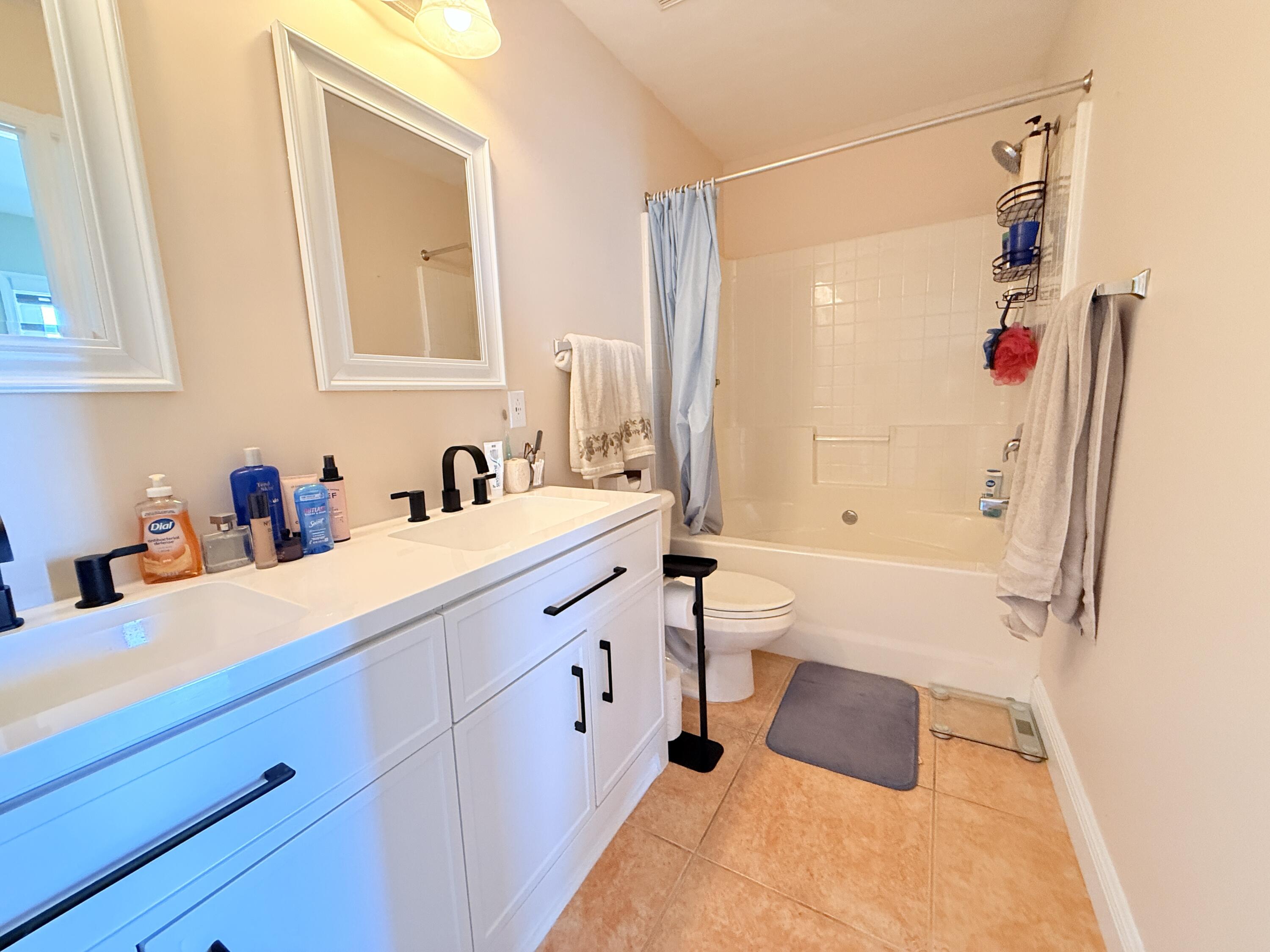 1313 Calder Road Key Largo, FL 33037 - Photo 44 of 81 3rd Floor Master Bathroom