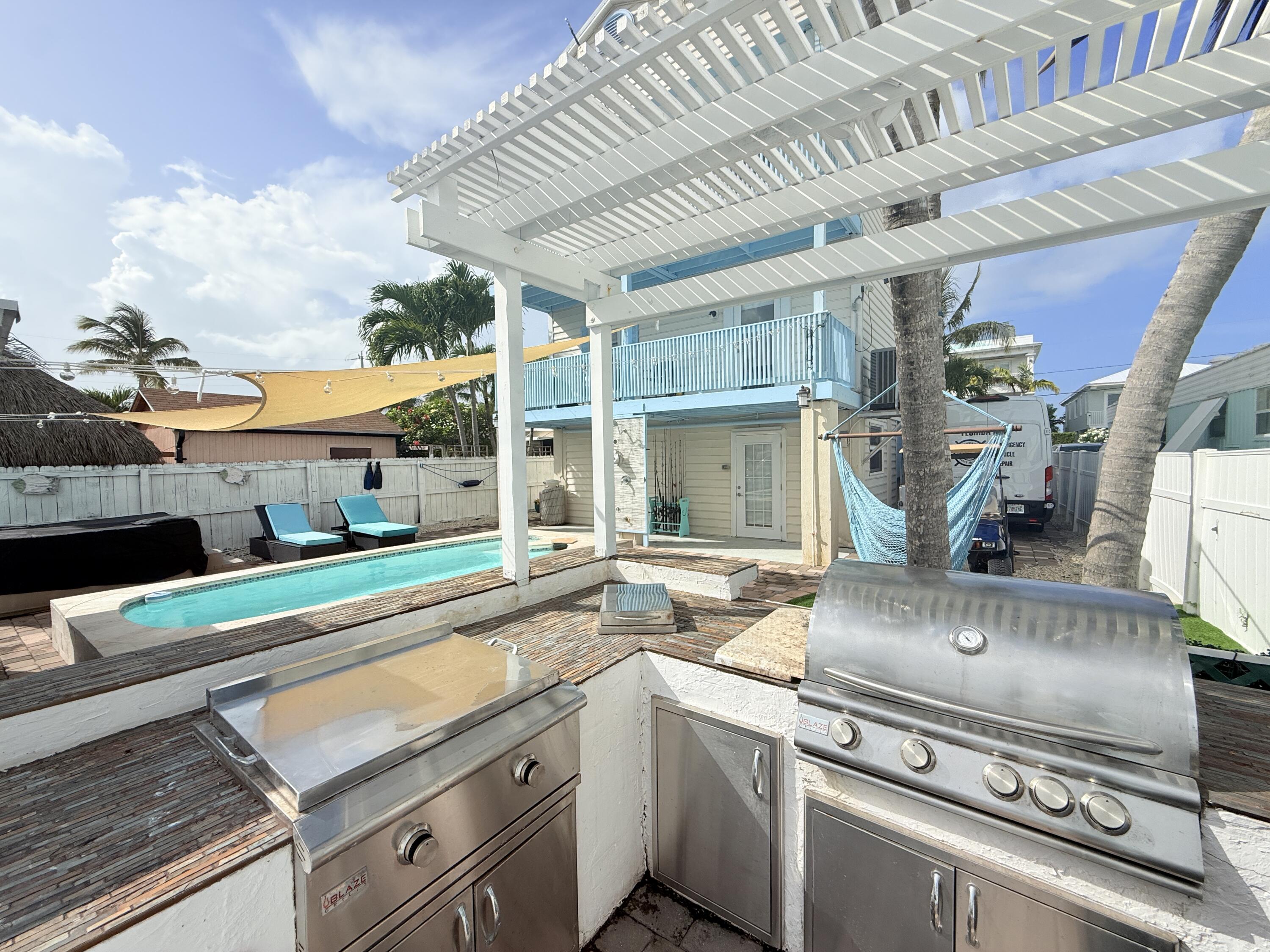 1313 Calder Road Key Largo, FL 33037 - Photo 57 of 81 BBQ Grill Area
