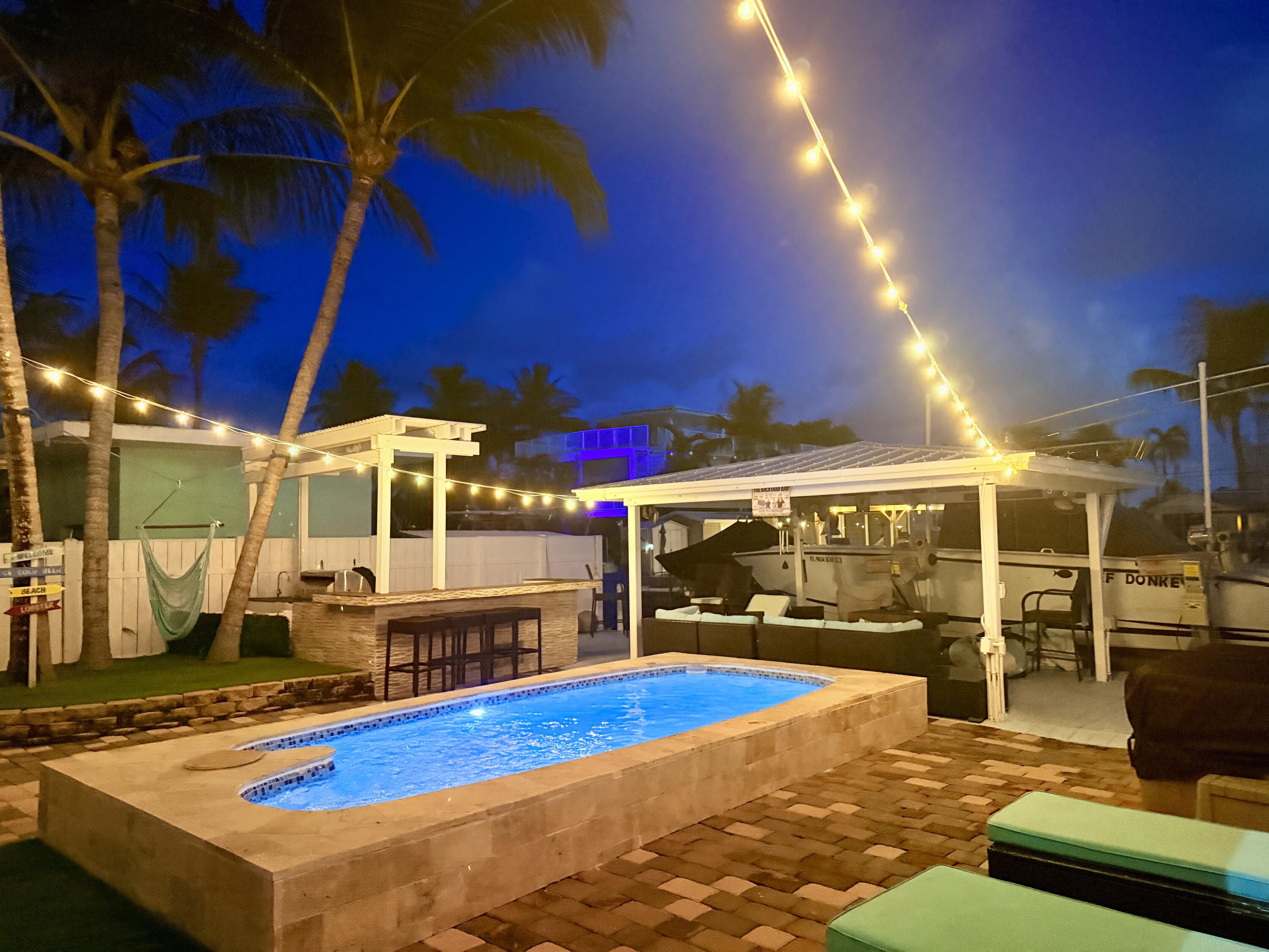 1313 Calder Road Key Largo, FL 33037 - Photo 59 of 81 Backyard Area at Night