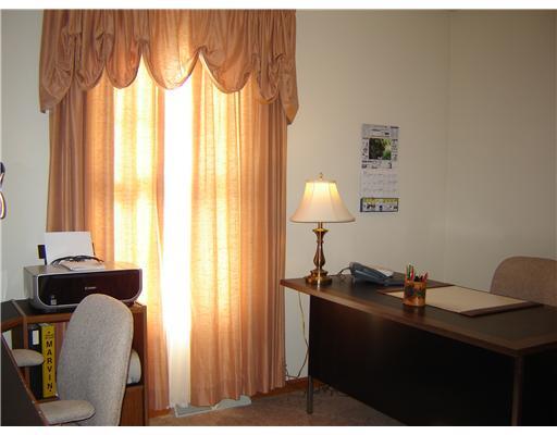 1066 Chapel Road Monaca, PA 15061 - Photo 12 of 18 Den/Family/Great Room.