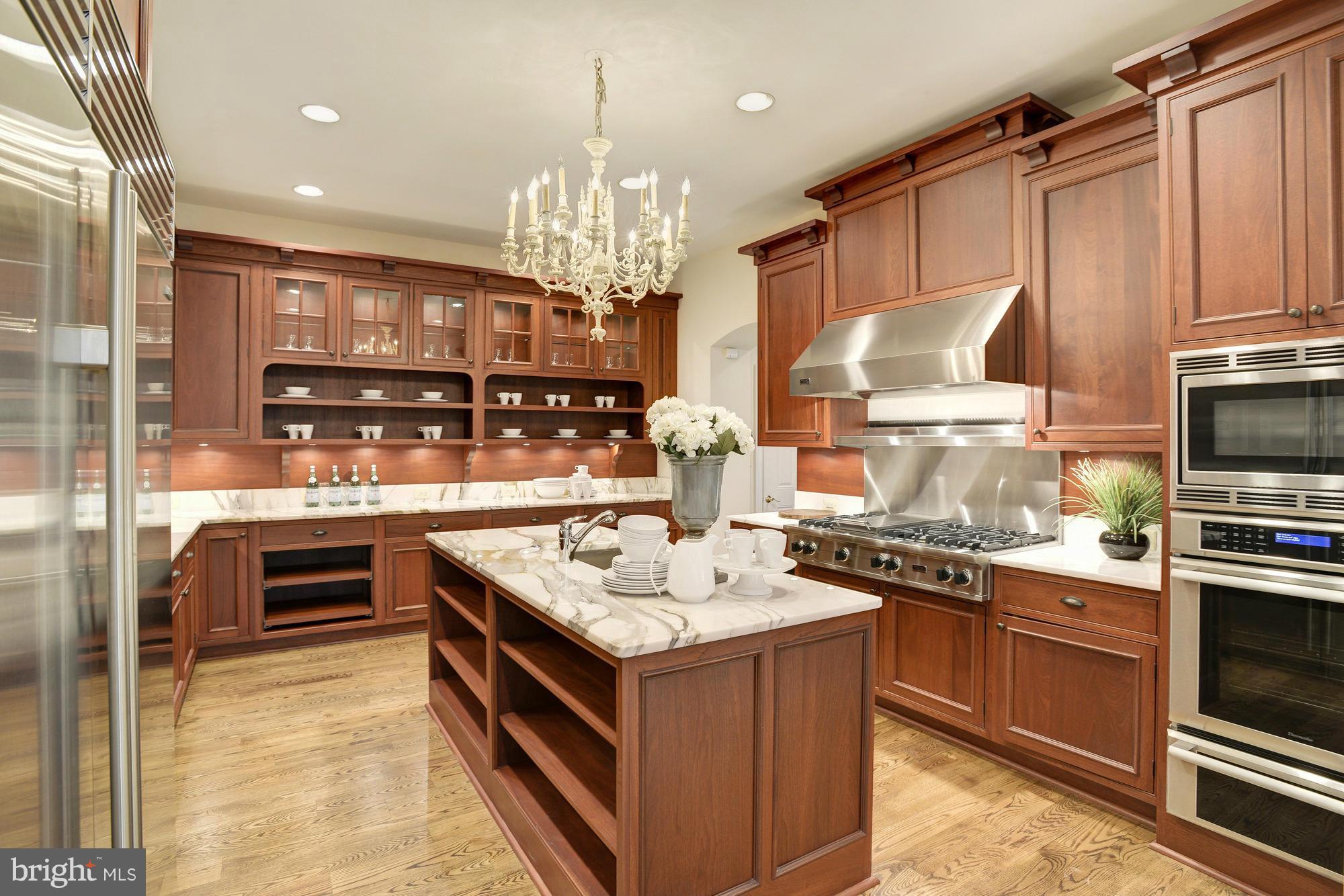 1017 Founders Ridge Lane McLean, VA 22102 - Photo 11 of 30 Catering Kitchen