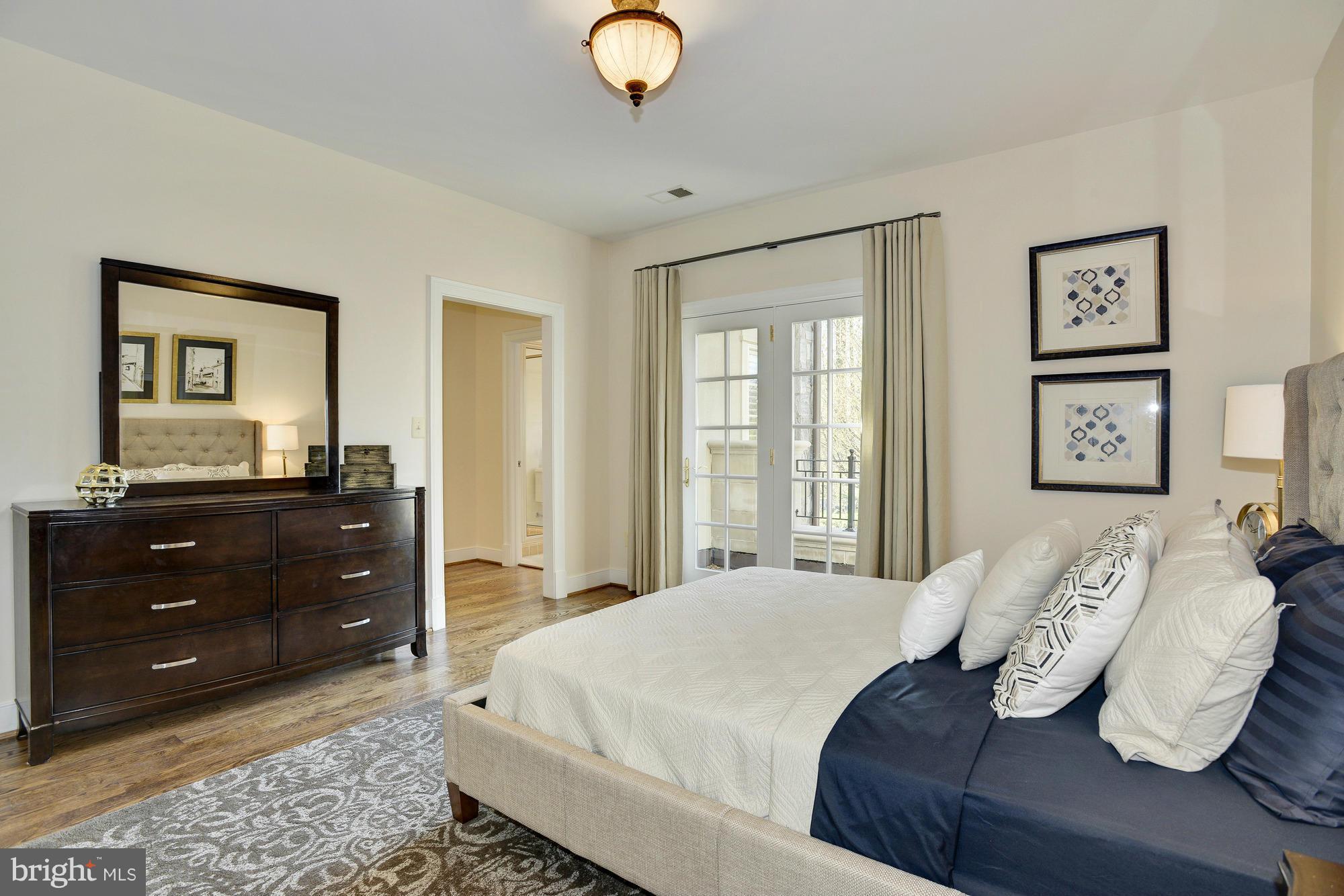 1017 Founders Ridge Lane McLean, VA 22102 - Photo 19 of 30 Bedroom Three with En Suite Bathroom