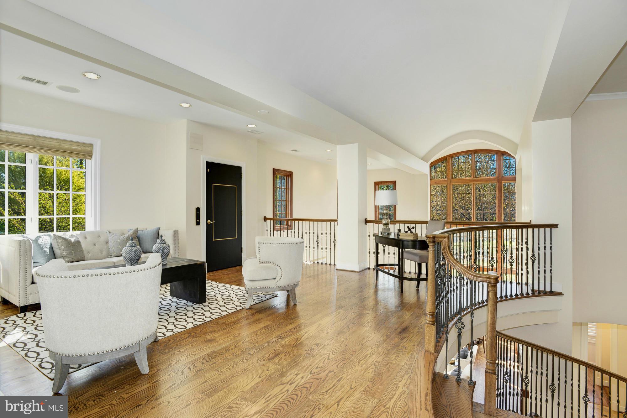 1017 Founders Ridge Lane McLean, VA 22102 - Photo 21 of 30 Upper Level Sitting Area