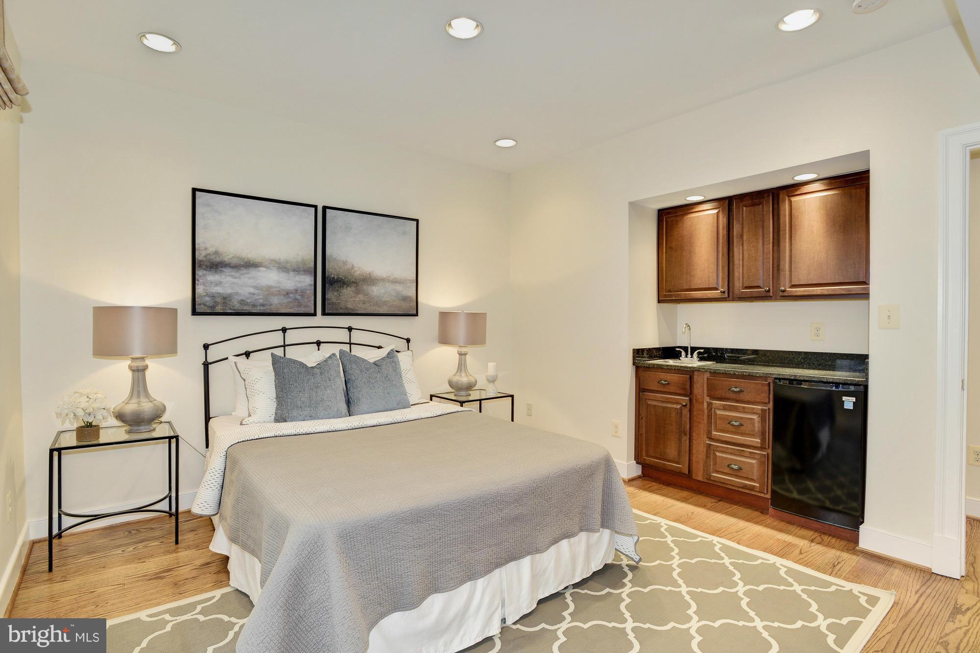 1017 Founders Ridge Lane McLean, VA 22102 - Photo 25 of 30 Bedroom Five with Wet Bar & En Suite Bathroom