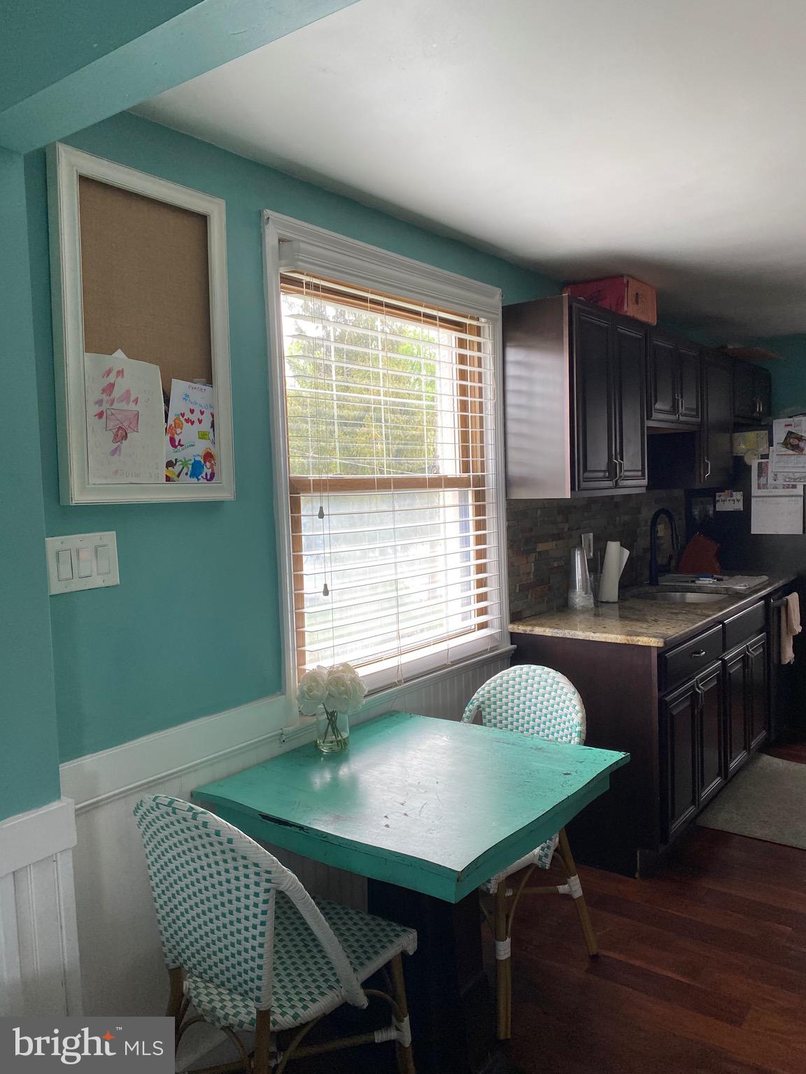 9 East Garden Road Broomall, PA 19008 - Photo 4 of 20 Kitchen