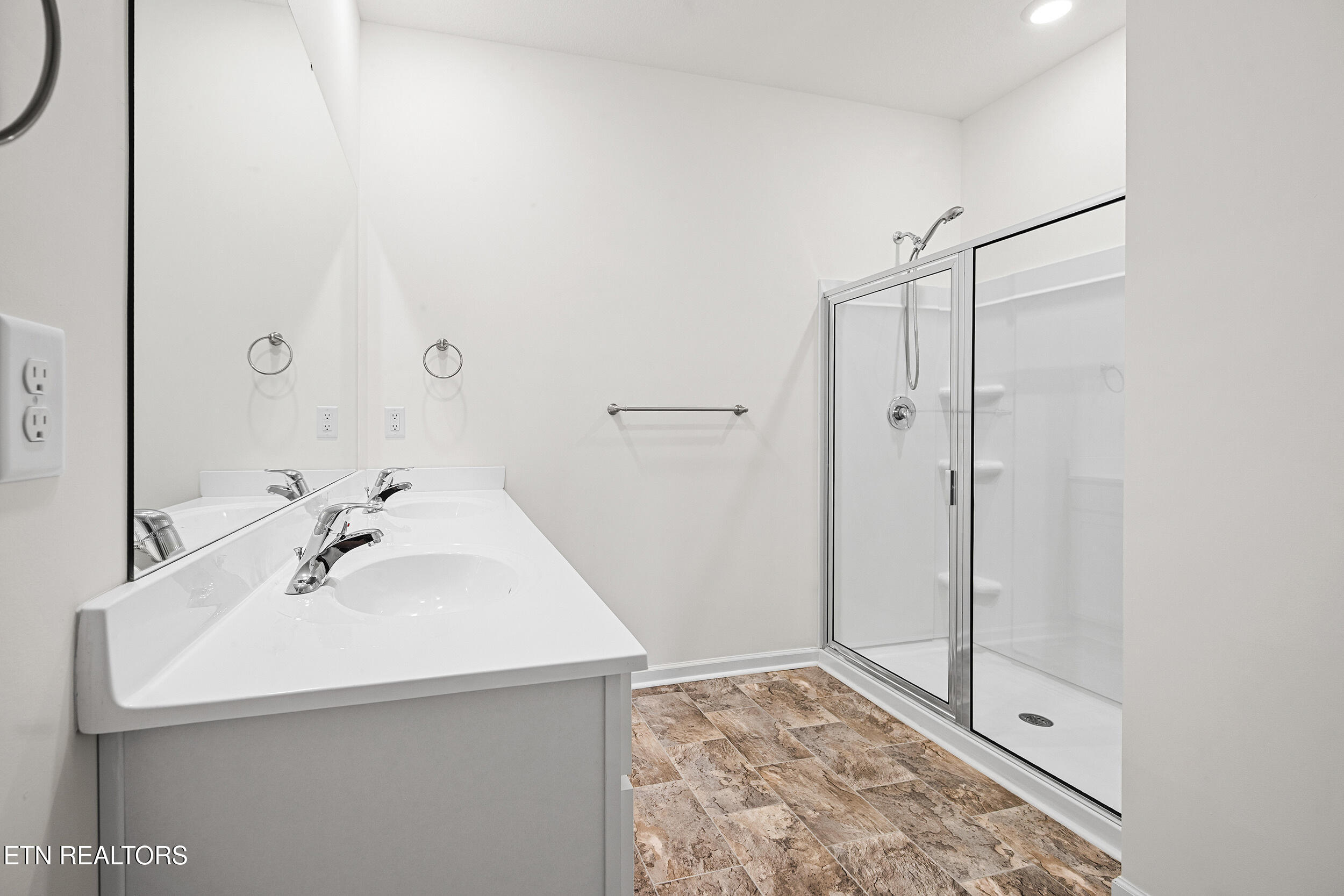 2329 Stream View Lane Morristown, TN 37814 - Photo 15 of 29 2329 stream view 015